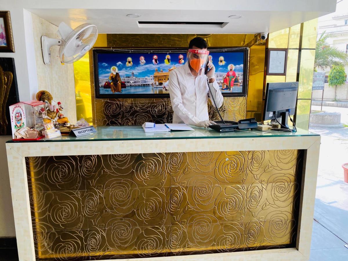 Sallow Royal Suites Amritsar Bagian luar foto