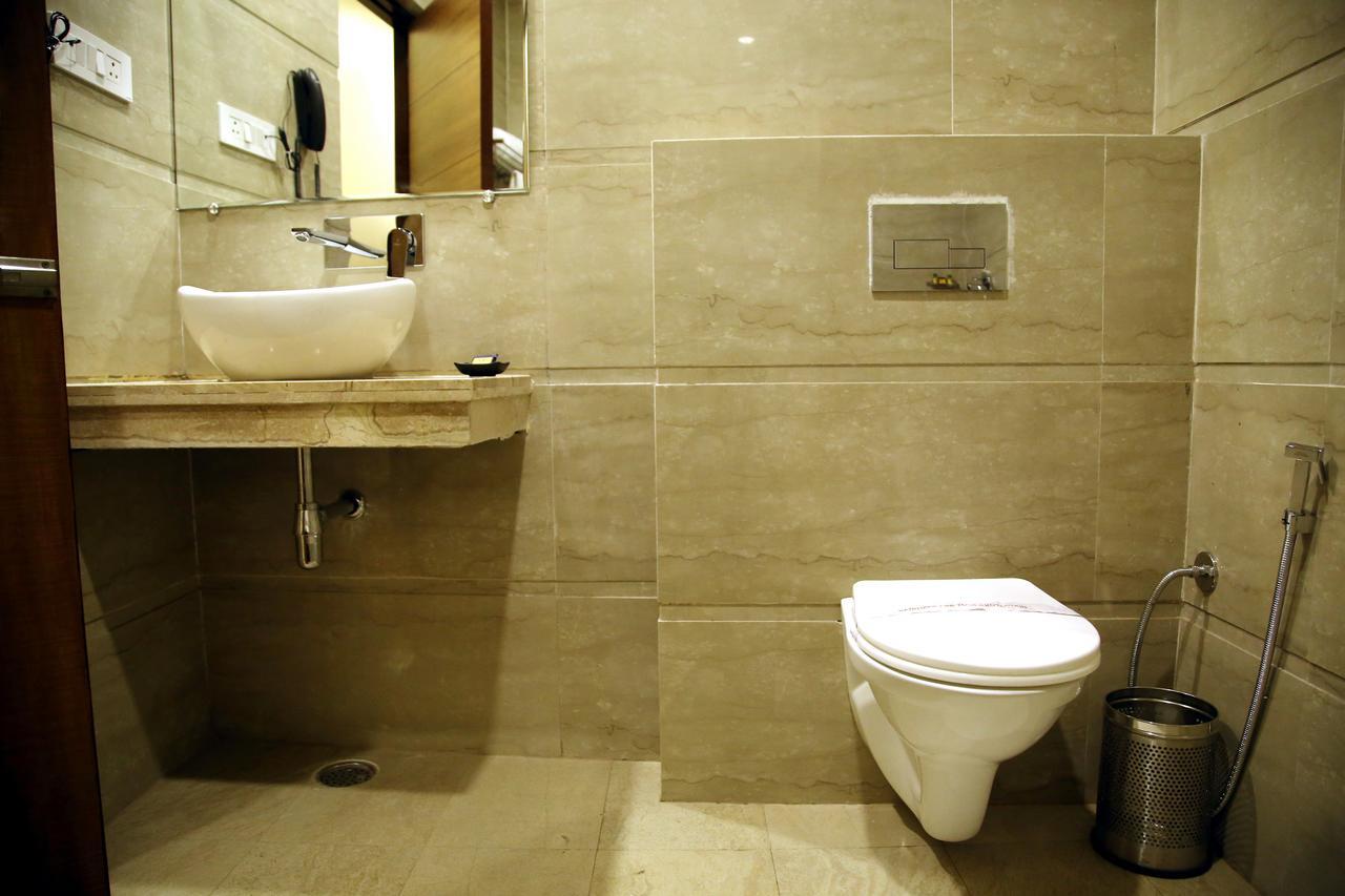 Sallow Royal Suites Amritsar Bagian luar foto